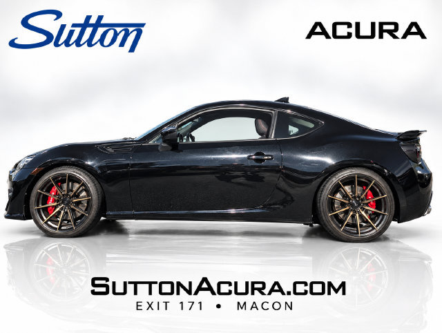 Used 2017 Subaru BRZ Limited w/ Performance Package RWD image 3