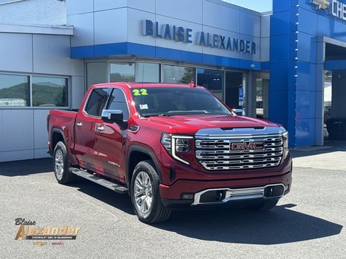 Used 2022 GMC Sierra 1500 Denali AWD/4WD image 1