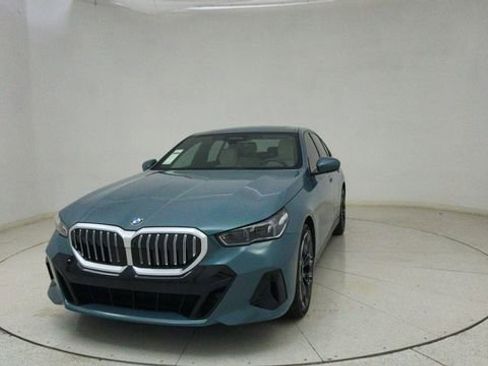 Used 2024 BMW 530i image 64