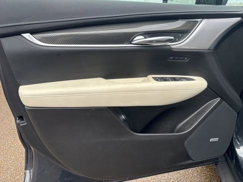 Used 2021 Cadillac XT5 Sportv image 9