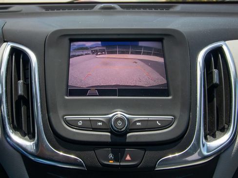 Used 2024 Chevrolet Equinox LS w/ LS Convenience Package FWD image 26