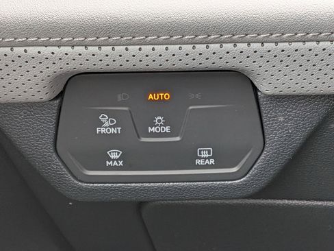 New 2026 Volkswagen Atlas Peak Edition AWD/4WD image 17