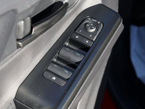 Used 2026 Toyota bZ image 27