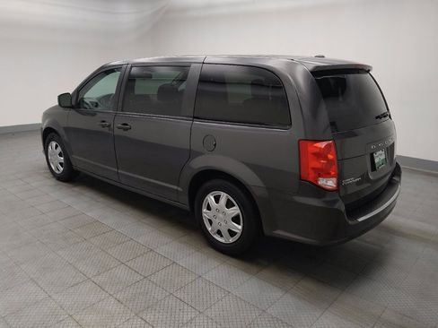 Used 2019 Dodge Grand Caravan SE w/ UConnect Hands-Free Group image 3