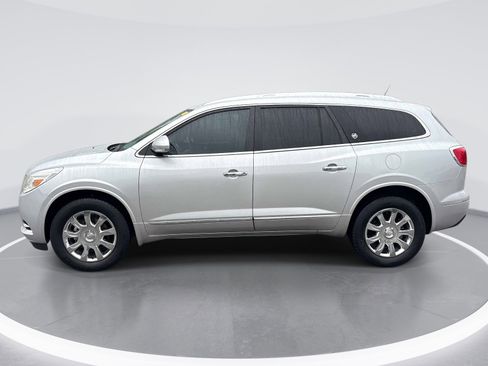 Used 2017 Buick Enclave Leather FWD image 5