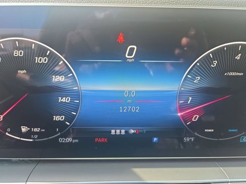 Used 2025 Mercedes-Benz GLE 450 4MATIC image 11