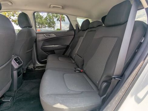 Certified 2024 Kia Sportage LX FWD image 15