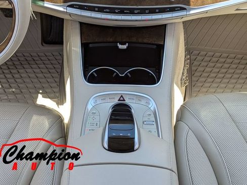 Used 2017 Mercedes-Benz S 550 Sedan image 21