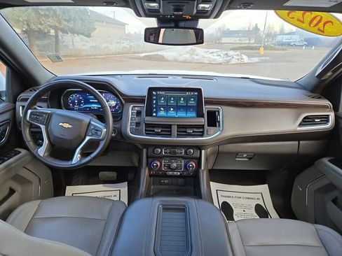 Used 2023 Chevrolet Tahoe LT image 3