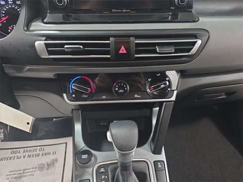 Used 2021 Kia Seltos LX image 20