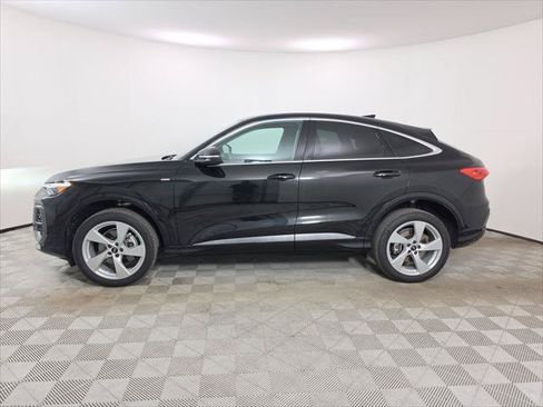 Certified 2025 Audi Q5 Premium Plus AWD/4WD image 4