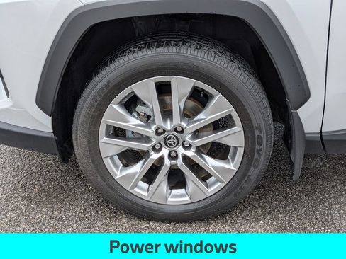 Used 2024 Toyota RAV4 XLE Premium FWD image 12