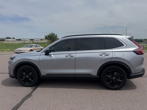 Used 2023 Honda CR-V Sport Touring image 5
