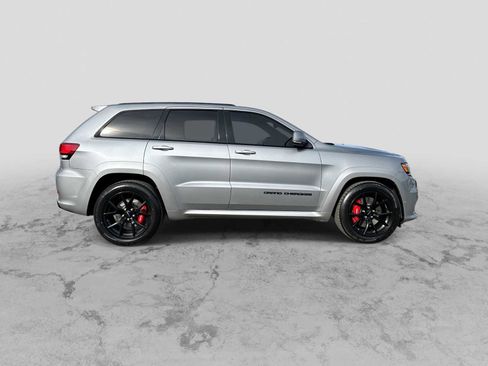 Used 2020 Jeep Grand Cherokee SRT image 9