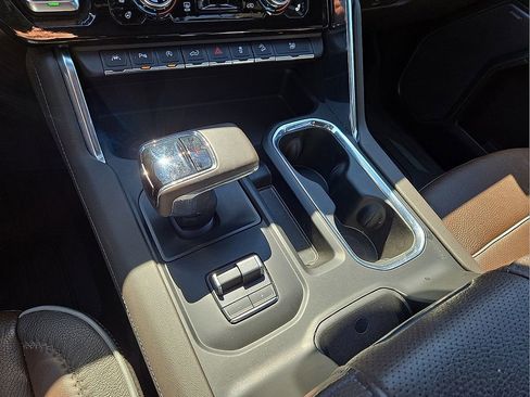 Used 2024 GMC Sierra 1500 Denali w/ Technology Package image 30