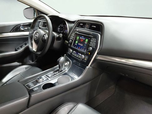 Used 2023 Nissan Maxima SV w/ Floor Mat Group FWD image 18
