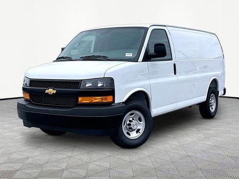 New 2026 Chevrolet Express 2500 w/ Driver Convenience Package RWD image 3