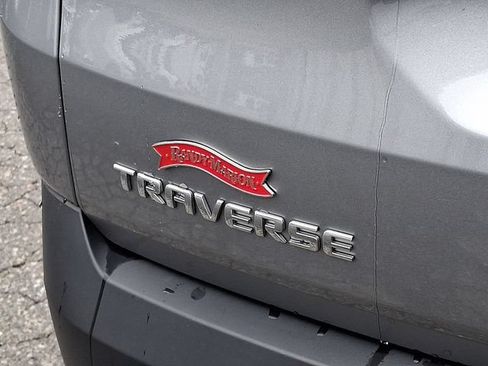 Used 2023 Chevrolet Traverse LT FWD image 27