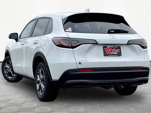 New 2026 Honda HR-V LX image 3
