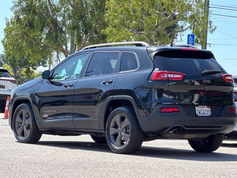 Used 2016 Jeep Cherokee 75th Anniversary FWD image 6