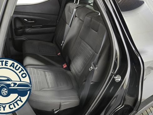 Used 2022 Hyundai Santa Cruz SEL image 23