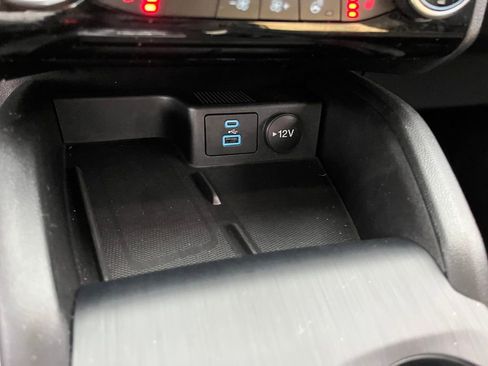 Used 2022 Ford Escape SEL w/ Technology Package image 31