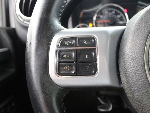 Used 2017 Jeep Wrangler Unlimited Rubicon AWD/4WD image 22