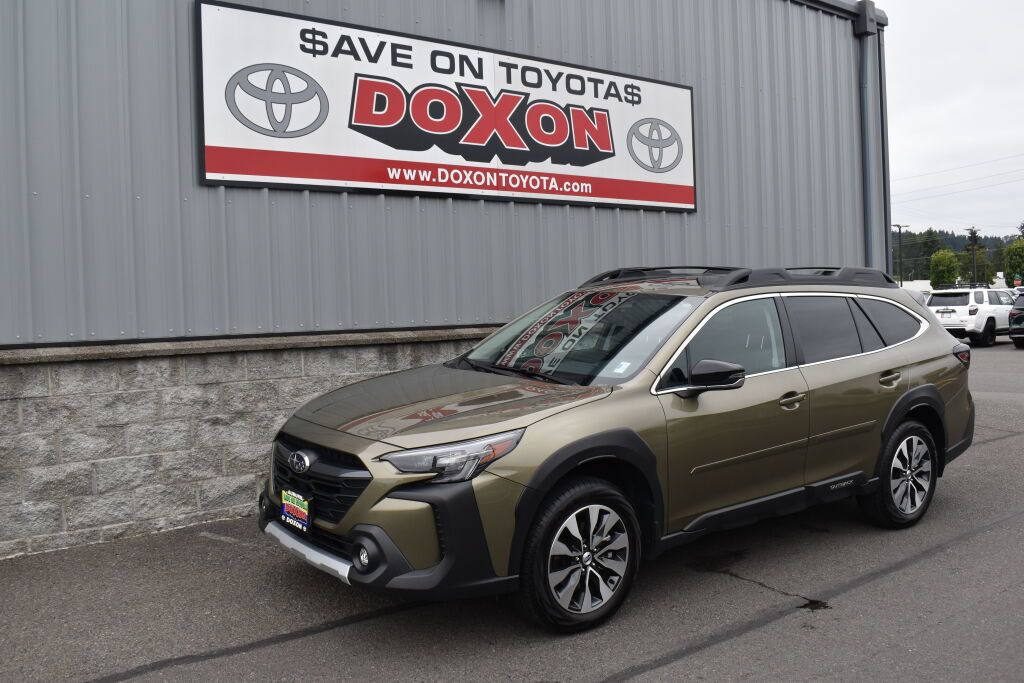 Used 2025 Subaru Outback Limited AWD/4WD image 1