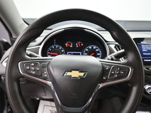Used 2024 Chevrolet Malibu LT FWD image 21