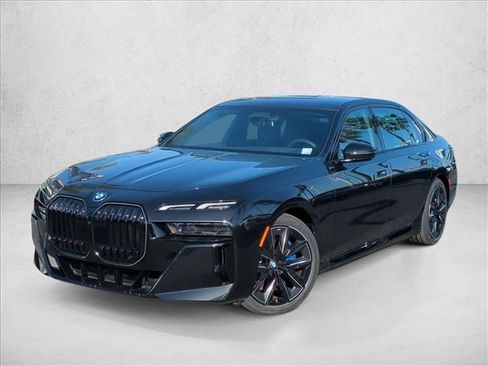 New 2025 BMW i7 xDrive60 AWD/4WD image 1