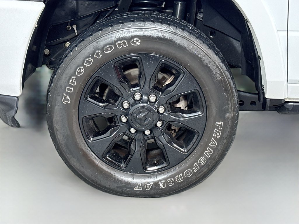 Used 2024 RAM 2500 Limited AWD/4WD image 10