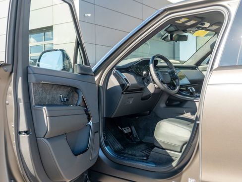 New 2025 Land Rover Range Rover Sport SV Edition Two image 10