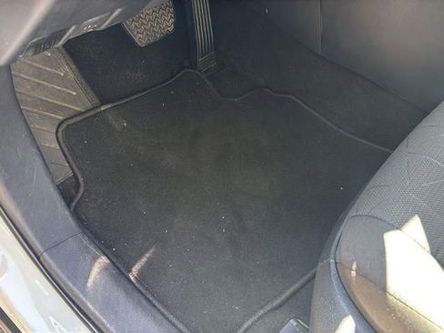 Used 2023 Toyota RAV4 XLE FWD image 13