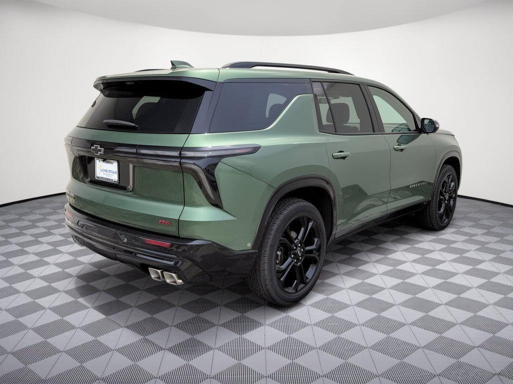 New 2027 Chevrolet Traverse RS w/ LPO, Floor Liner Package FWD image 9