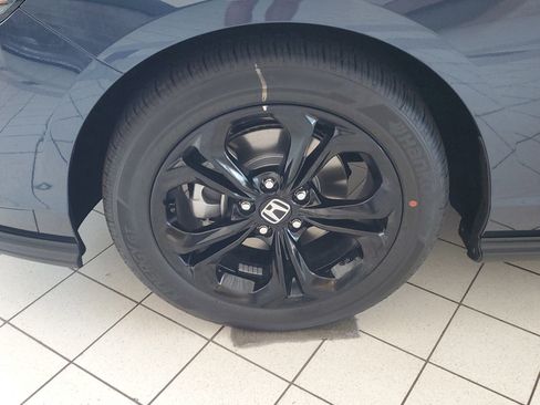 New 2025 Honda Accord SE image 3