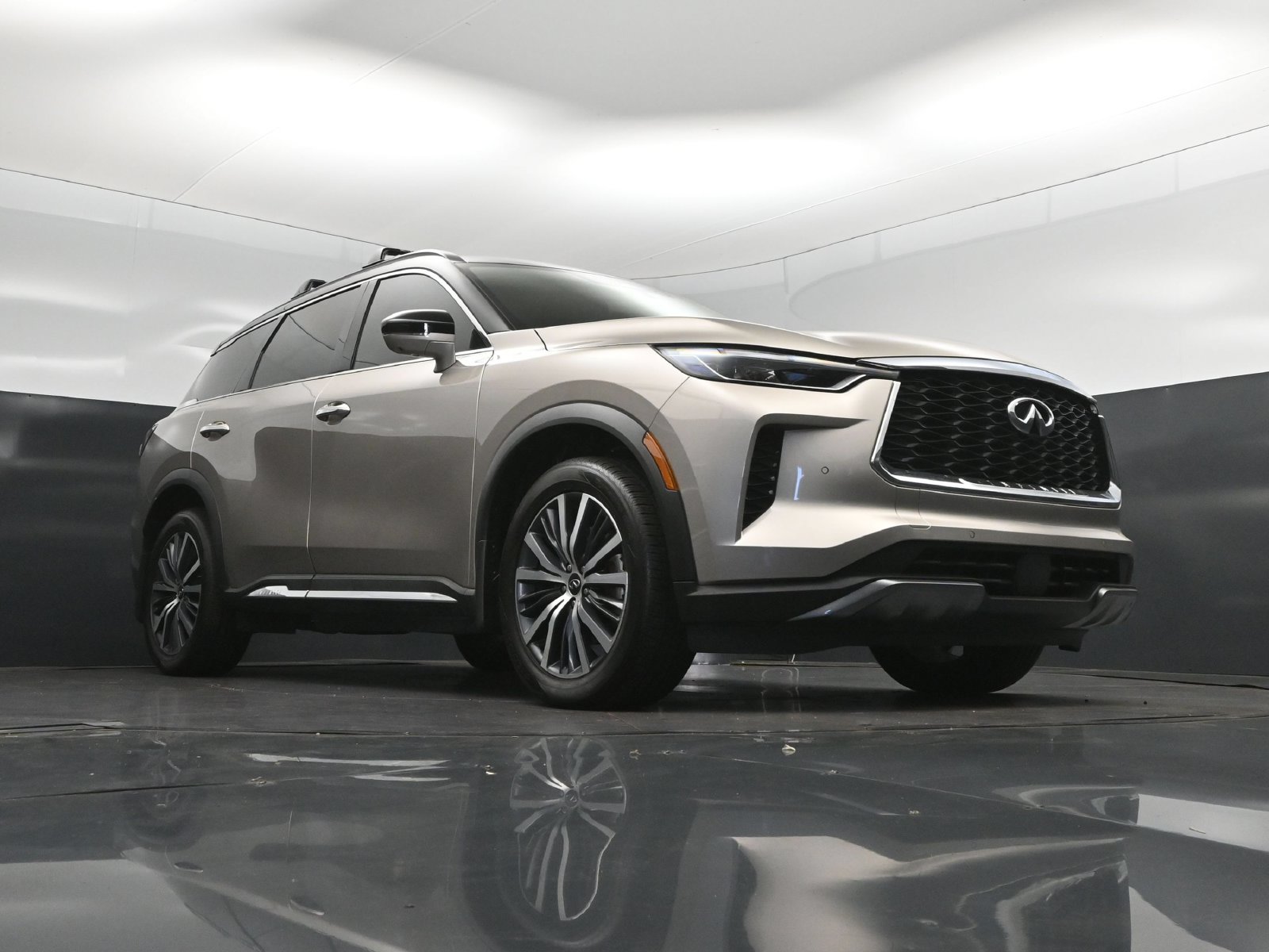 Used 2025 INFINITI QX60 Autograph w/ Cargo Package AWD/4WD image 44