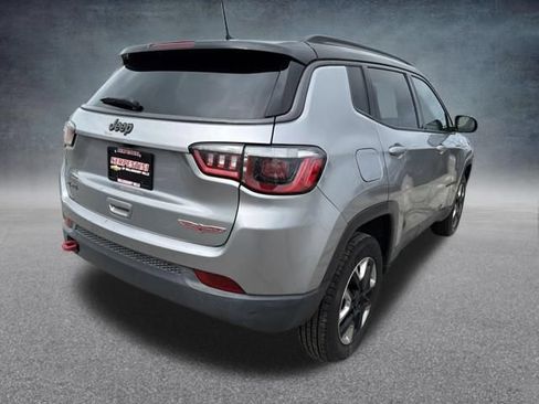 Used 2018 Jeep Compass Trailhawk AWD/4WD image 6
