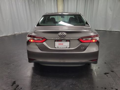 Used 2023 Toyota Camry LE FWD image 7