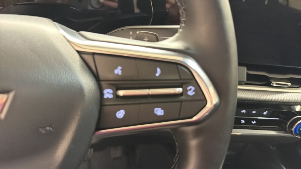 Used 2026 Chevrolet Equinox LT AWD/4WD image 19
