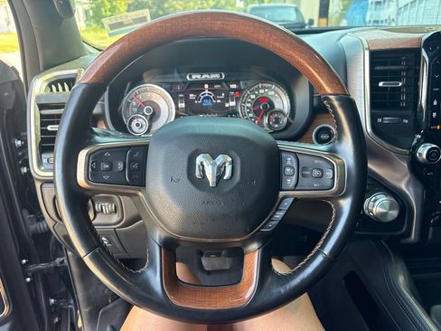 Used 2022 RAM 1500 Limited AWD/4WD image 13