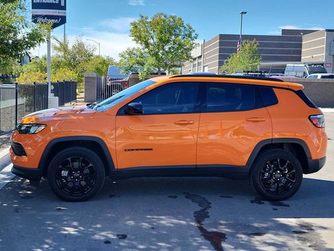 Used 2026 Jeep Compass Latitude AWD/4WD image 5