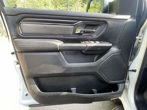 Used 2023 RAM 1500 Big Horn AWD/4WD image 18
