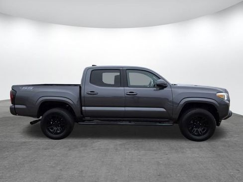 Used 2021 Toyota Tacoma SR w/ SR Convenience Package image 3