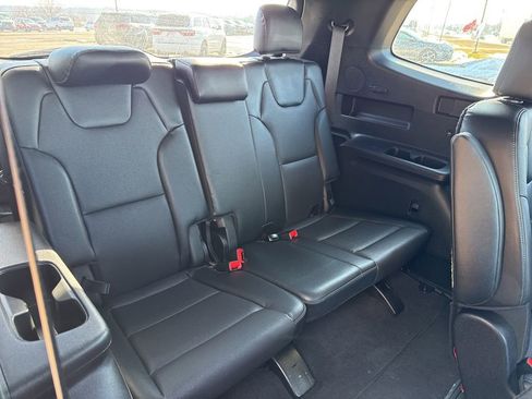 Used 2025 Kia Telluride EX X-Line image 35