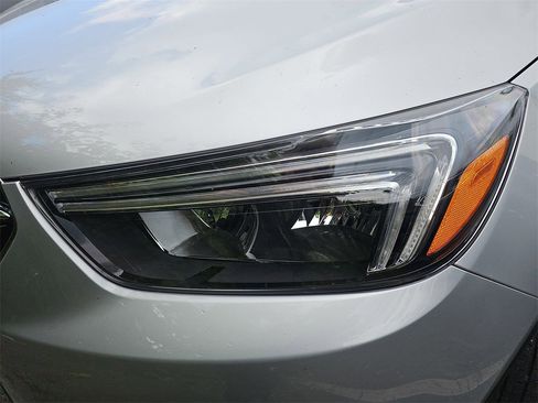 Used 2022 Buick Encore Preferred image 36