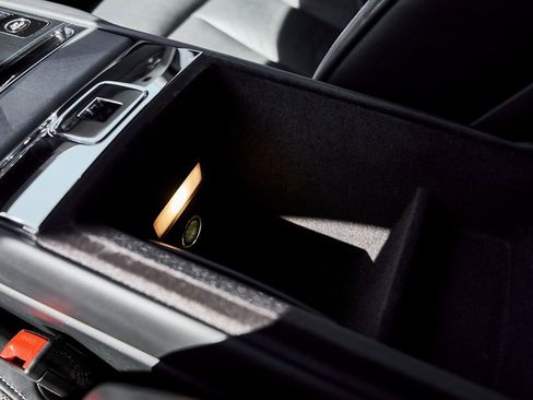 Used 2023 Rolls-Royce Cullinan image 66