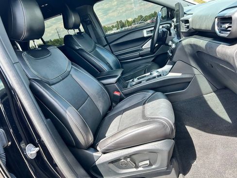 Used 2020 Ford Explorer ST w/ ST Street Pack AWD/4WD image 10