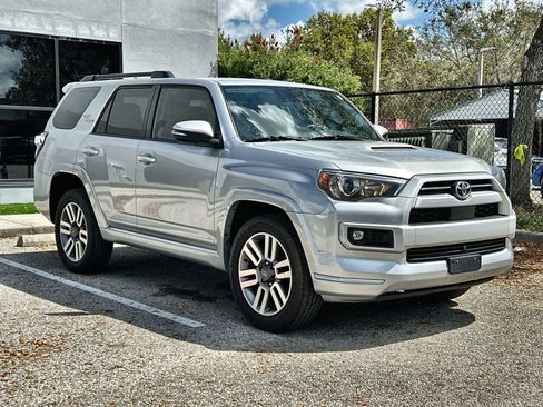 Used 2022 Toyota 4Runner TRD Sport w/ Technology Package image 10