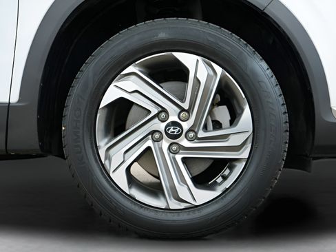 Certified 2021 Hyundai Santa Fe SEL AWD/4WD image 9
