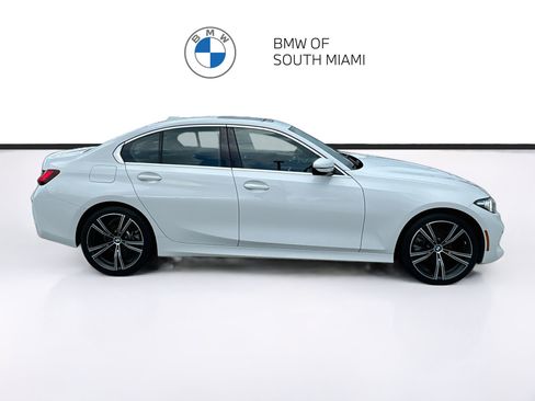 Used 2024 BMW 330i Sedan w/ Convenience Package RWD image 8